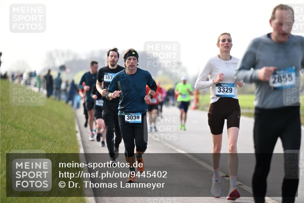 12.04.2026 - 45. Internationalen Wilhelmsburger Insellauf Dr. Thomas Lammeyer http://msf.ph/oto/9445402 12.04.2026 10:22:55 Laufen 557, 3039, 3329, 2855 meine-sportfotos.de