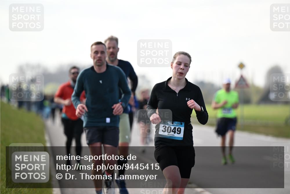 12.04.2026 - 45. Internationalen Wilhelmsburger Insellauf Dr. Thomas Lammeyer http://msf.ph/oto/9445415 12.04.2026 10:23:02 Laufen 3049 meine-sportfotos.de