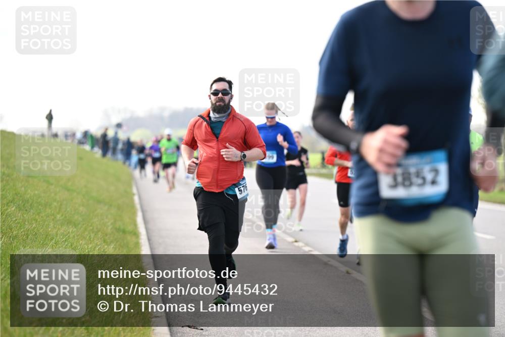 12.04.2026 - 45. Internationalen Wilhelmsburger Insellauf Dr. Thomas Lammeyer http://msf.ph/oto/9445432 12.04.2026 10:23:06 Laufen 576, 3852 meine-sportfotos.de
