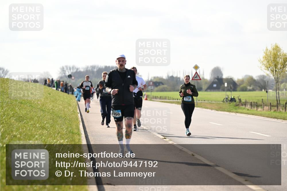 12.04.2026 - 45. Internationalen Wilhelmsburger Insellauf Dr. Thomas Lammeyer http://msf.ph/oto/9447192 12.04.2026 10:29:11 Laufen 2950, 3725 meine-sportfotos.de