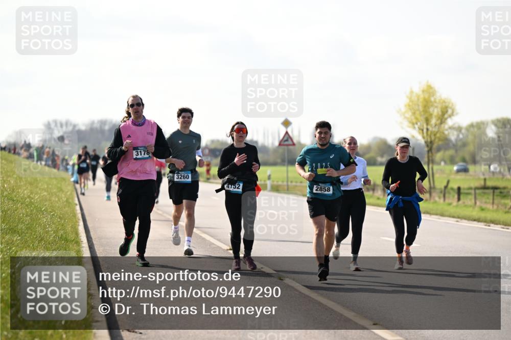 12.04.2026 - 45. Internationalen Wilhelmsburger Insellauf Dr. Thomas Lammeyer http://msf.ph/oto/9447290 12.04.2026 10:29:33 Laufen 3178, 3260, 4152, 2858 meine-sportfotos.de