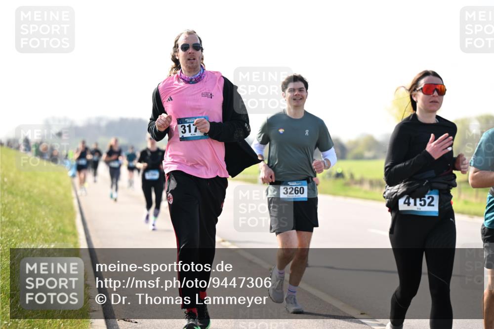 12.04.2026 - 45. Internationalen Wilhelmsburger Insellauf Dr. Thomas Lammeyer http://msf.ph/oto/9447306 12.04.2026 10:29:36 Laufen 317, 3260, 4152 meine-sportfotos.de