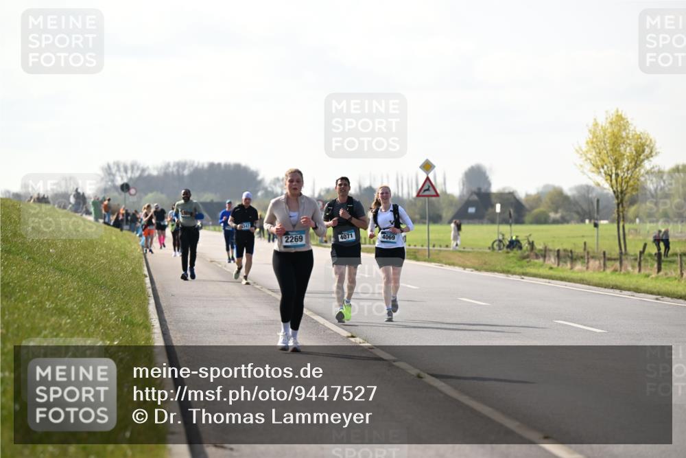 12.04.2026 - 45. Internationalen Wilhelmsburger Insellauf Dr. Thomas Lammeyer http://msf.ph/oto/9447527 12.04.2026 10:30:32 Laufen 2269, 4071, 4069 meine-sportfotos.de