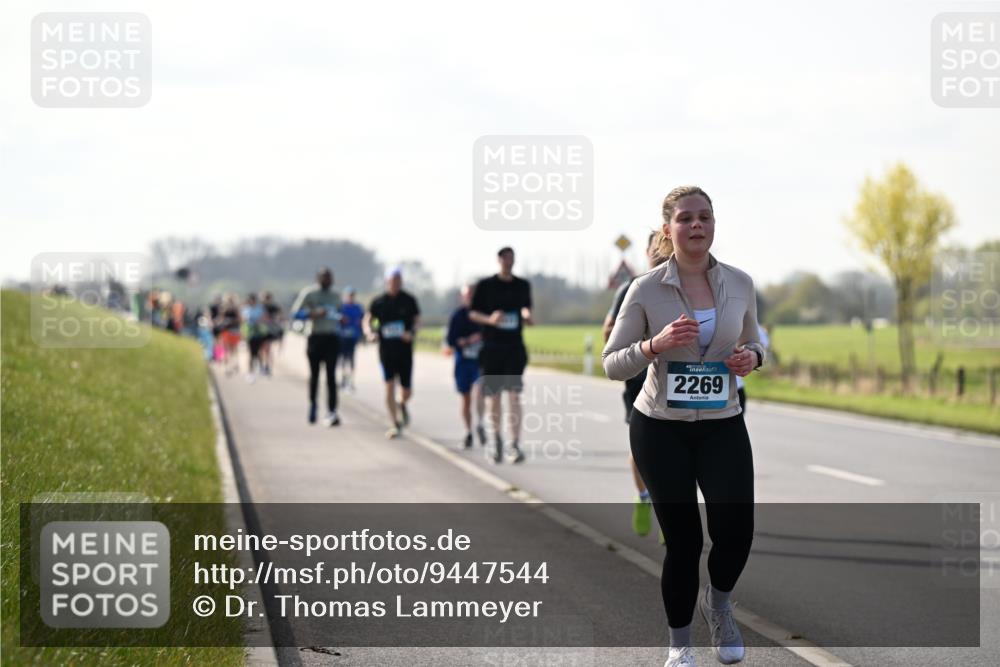 12.04.2026 - 45. Internationalen Wilhelmsburger Insellauf Dr. Thomas Lammeyer http://msf.ph/oto/9447544 12.04.2026 10:30:35 Laufen 2269 meine-sportfotos.de