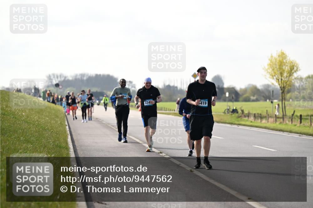 12.04.2026 - 45. Internationalen Wilhelmsburger Insellauf Dr. Thomas Lammeyer http://msf.ph/oto/9447562 12.04.2026 10:30:39 Laufen 334, 419 meine-sportfotos.de