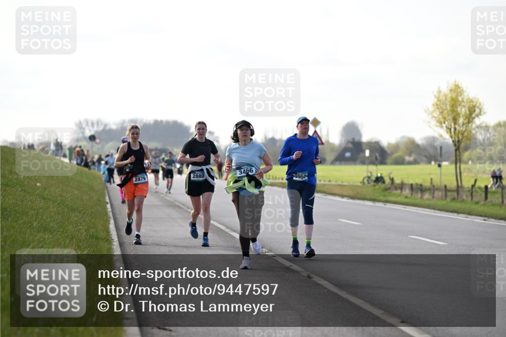 12.04.2026 - 45. Internationalen Wilhelmsburger Insellauf Dr. Thomas Lammeyer http://msf.ph/oto/9447597 12.04.2026 10:30:51 Laufen 2879, 2880, 3466, 2050 meine-sportfotos.de