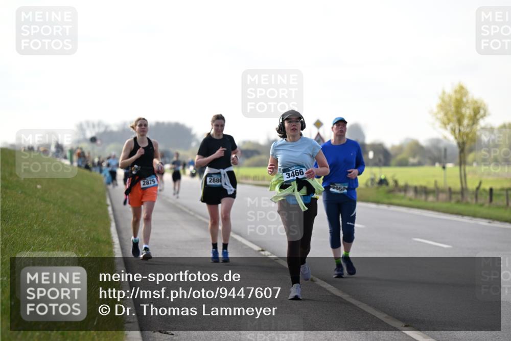 12.04.2026 - 45. Internationalen Wilhelmsburger Insellauf Dr. Thomas Lammeyer http://msf.ph/oto/9447607 12.04.2026 10:30:53 Laufen 2879, 2880, 3466, 2050 meine-sportfotos.de