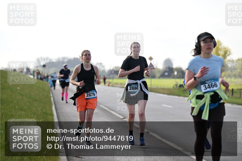 12.04.2026 - 45. Internationalen Wilhelmsburger Insellauf Dr. Thomas Lammeyer http://msf.ph/oto/9447619 12.04.2026 10:30:55 Laufen 2879, 2880, 3466 meine-sportfotos.de