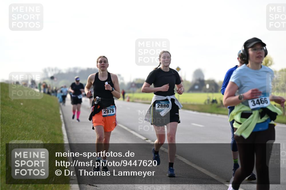 12.04.2026 - 45. Internationalen Wilhelmsburger Insellauf Dr. Thomas Lammeyer http://msf.ph/oto/9447620 12.04.2026 10:30:55 Laufen 2879, 2880, 3466 meine-sportfotos.de