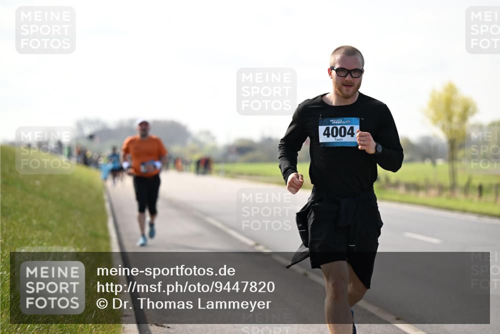 12.04.2026 - 45. Internationalen Wilhelmsburger Insellauf Dr. Thomas Lammeyer http://msf.ph/oto/9447820 12.04.2026 10:31:50 Laufen 45, 4004 meine-sportfotos.de