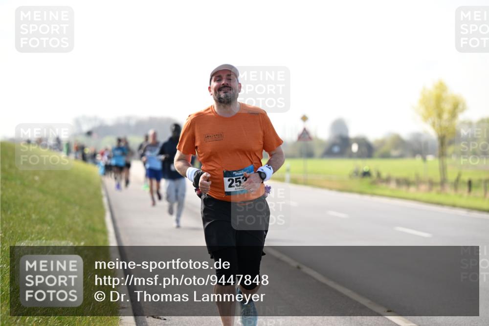 12.04.2026 - 45. Internationalen Wilhelmsburger Insellauf Dr. Thomas Lammeyer http://msf.ph/oto/9447848 12.04.2026 10:31:56 Laufen 25 meine-sportfotos.de