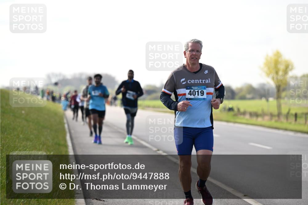 12.04.2026 - 45. Internationalen Wilhelmsburger Insellauf Dr. Thomas Lammeyer http://msf.ph/oto/9447888 12.04.2026 10:32:06 Laufen 4019 meine-sportfotos.de