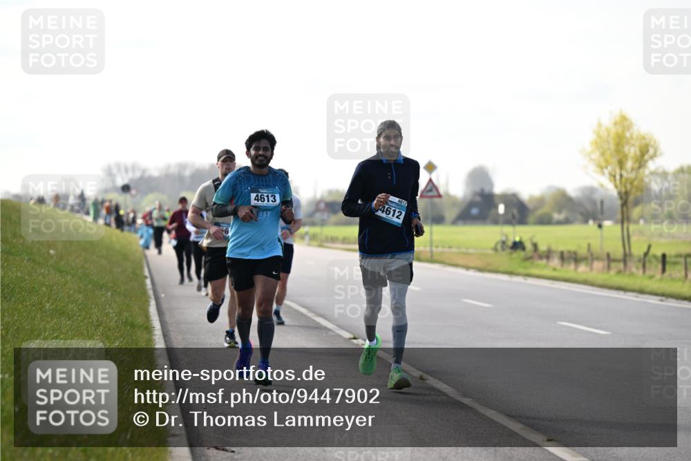 12.04.2026 - 45. Internationalen Wilhelmsburger Insellauf Dr. Thomas Lammeyer http://msf.ph/oto/9447902 12.04.2026 10:32:09 Laufen 4612, 4613, 4612 meine-sportfotos.de