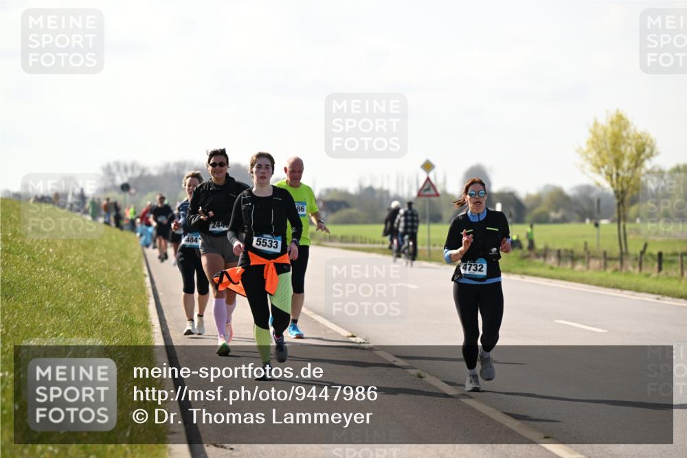 12.04.2026 - 45. Internationalen Wilhelmsburger Insellauf Dr. Thomas Lammeyer http://msf.ph/oto/9447986 12.04.2026 10:32:46 Laufen 484, 5533, 86, 4732 meine-sportfotos.de