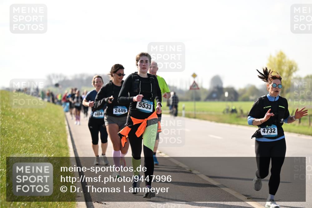 12.04.2026 - 45. Internationalen Wilhelmsburger Insellauf Dr. Thomas Lammeyer http://msf.ph/oto/9447996 12.04.2026 10:32:48 Laufen 4484, 2449, 5533, 4732 meine-sportfotos.de