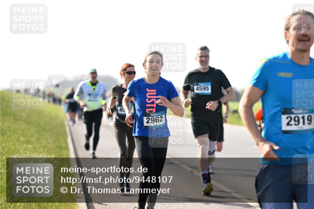 12.04.2026 - 45. Internationalen Wilhelmsburger Insellauf Dr. Thomas Lammeyer http://msf.ph/oto/9448107 12.04.2026 10:33:14 Laufen 2962, 4595, 2919 meine-sportfotos.de