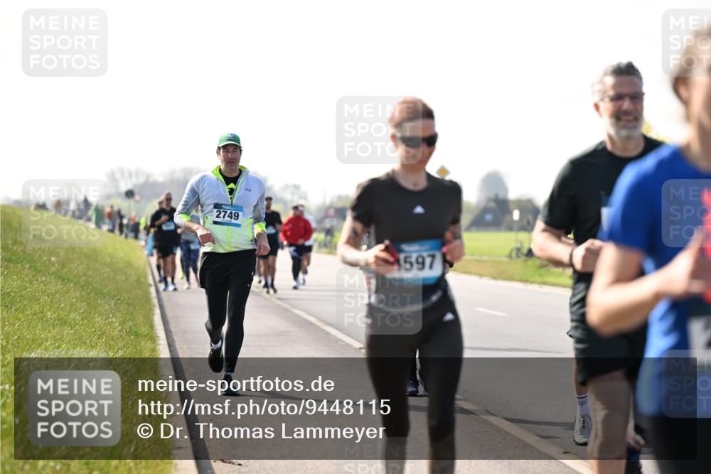12.04.2026 - 45. Internationalen Wilhelmsburger Insellauf Dr. Thomas Lammeyer http://msf.ph/oto/9448115 12.04.2026 10:33:15 Laufen 2749, 1597 meine-sportfotos.de