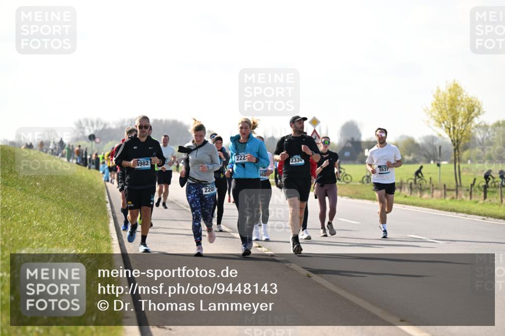 12.04.2026 - 45. Internationalen Wilhelmsburger Insellauf Dr. Thomas Lammeyer http://msf.ph/oto/9448143 12.04.2026 10:33:24 Laufen 1982, 2203, 222, 362, 2330, 5537 meine-sportfotos.de