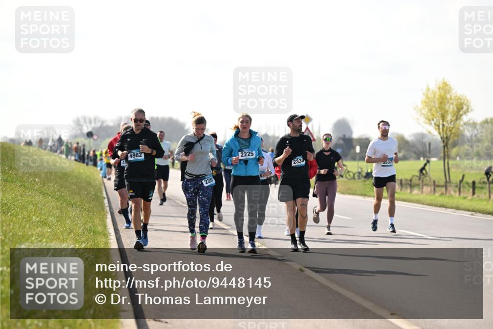 12.04.2026 - 45. Internationalen Wilhelmsburger Insellauf Dr. Thomas Lammeyer http://msf.ph/oto/9448145 12.04.2026 10:33:25 Laufen 4, 4982, 220, 2225, 6, 2330, 5537 meine-sportfotos.de