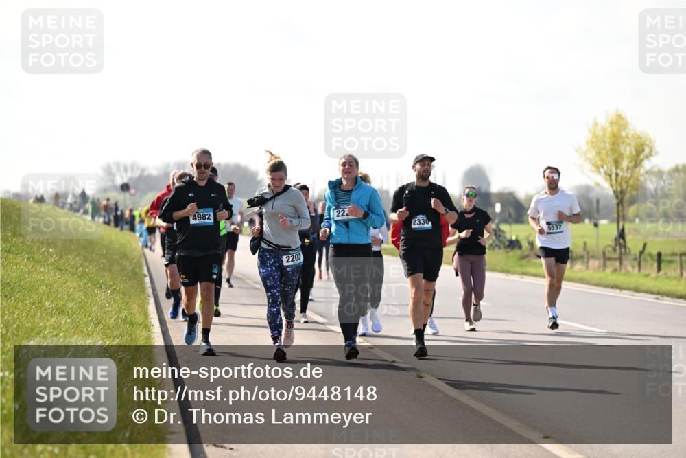 12.04.2026 - 45. Internationalen Wilhelmsburger Insellauf Dr. Thomas Lammeyer http://msf.ph/oto/9448148 12.04.2026 10:33:25 Laufen 4982, 2203, 222, 2330, 5537 meine-sportfotos.de