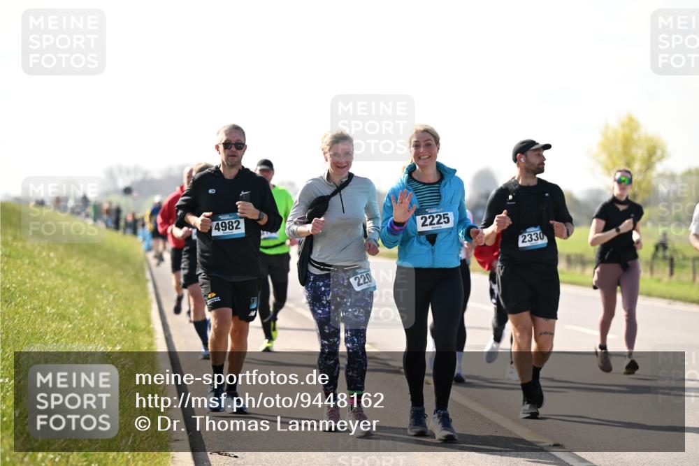 12.04.2026 - 45. Internationalen Wilhelmsburger Insellauf Dr. Thomas Lammeyer http://msf.ph/oto/9448162 12.04.2026 10:33:27 Laufen 4982, 220, 2225, 2330 meine-sportfotos.de