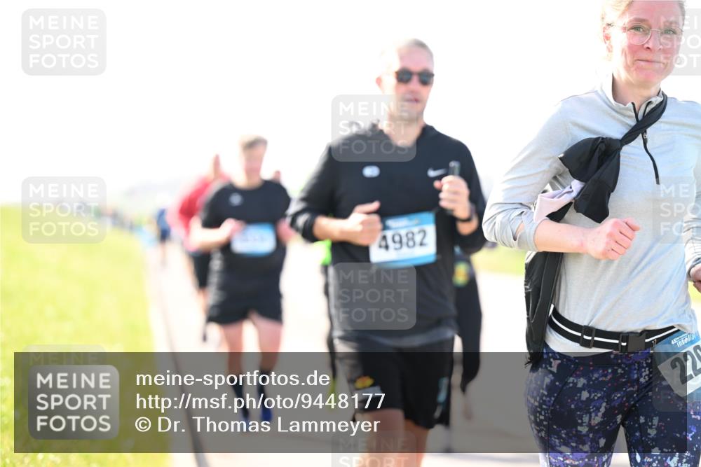 12.04.2026 - 45. Internationalen Wilhelmsburger Insellauf Dr. Thomas Lammeyer http://msf.ph/oto/9448177 12.04.2026 10:33:30 Laufen 4982, 45, 229 meine-sportfotos.de