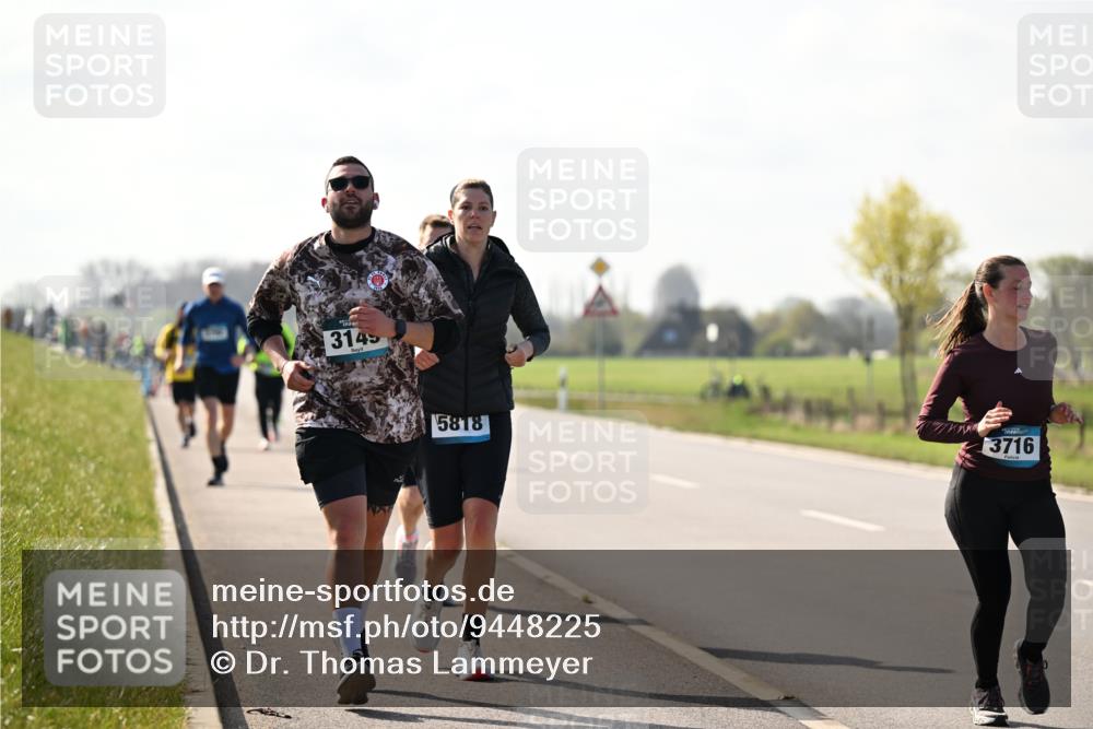 12.04.2026 - 45. Internationalen Wilhelmsburger Insellauf Dr. Thomas Lammeyer http://msf.ph/oto/9448225 12.04.2026 10:33:39 Laufen 3145, 5818, 3716 meine-sportfotos.de