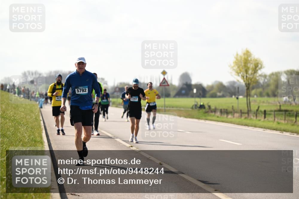 12.04.2026 - 45. Internationalen Wilhelmsburger Insellauf Dr. Thomas Lammeyer http://msf.ph/oto/9448244 12.04.2026 10:33:45 Laufen 5792, 3397 meine-sportfotos.de