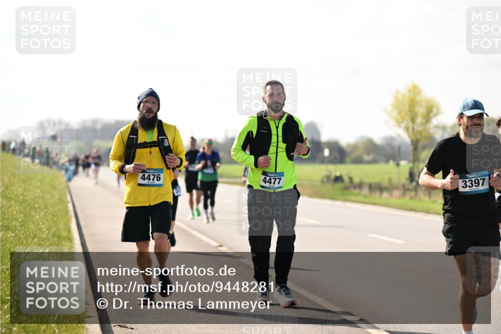 12.04.2026 - 45. Internationalen Wilhelmsburger Insellauf Dr. Thomas Lammeyer http://msf.ph/oto/9448281 12.04.2026 10:33:51 Laufen 4476, 4477, 3397 meine-sportfotos.de