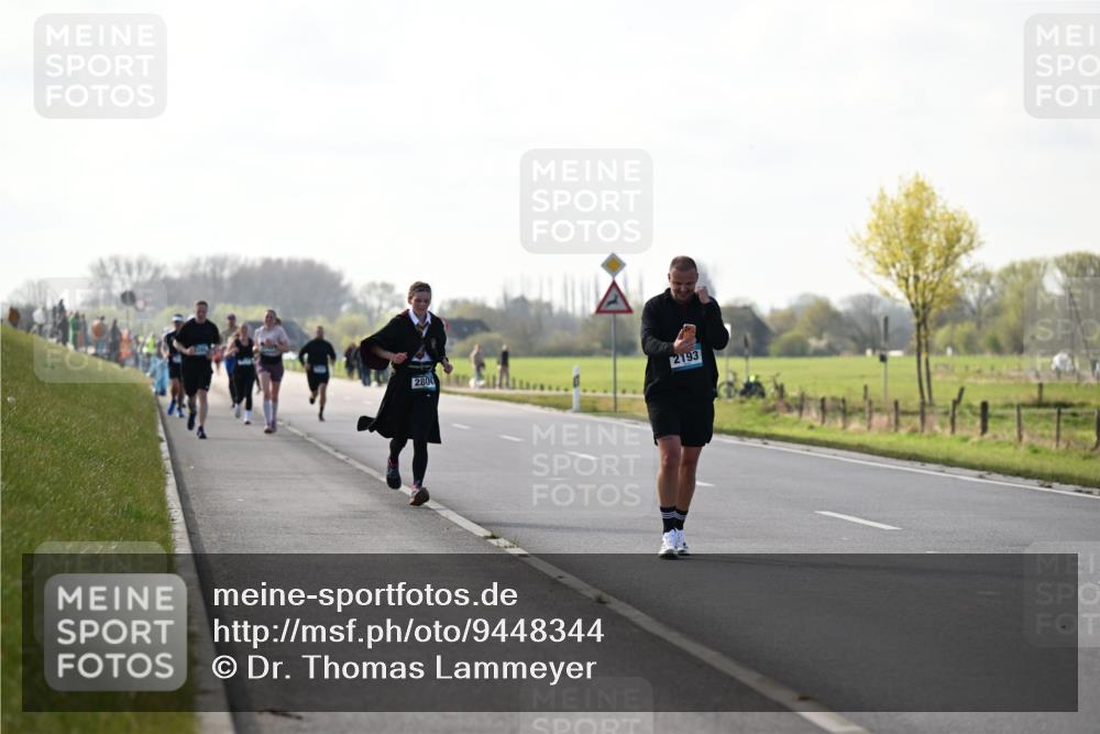 12.04.2026 - 45. Internationalen Wilhelmsburger Insellauf Dr. Thomas Lammeyer http://msf.ph/oto/9448344 12.04.2026 10:34:19 Laufen 2800, 2193 meine-sportfotos.de