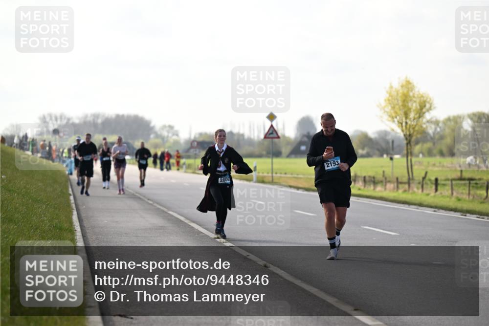 12.04.2026 - 45. Internationalen Wilhelmsburger Insellauf Dr. Thomas Lammeyer http://msf.ph/oto/9448346 12.04.2026 10:34:20 Laufen 2800, 2193 meine-sportfotos.de