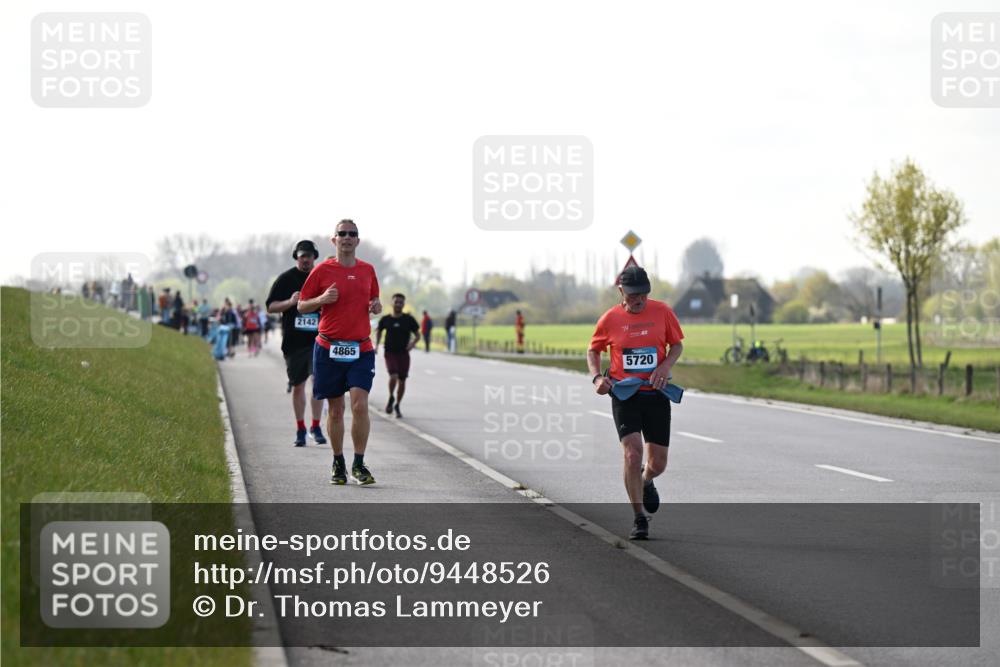 12.04.2026 - 45. Internationalen Wilhelmsburger Insellauf Dr. Thomas Lammeyer http://msf.ph/oto/9448526 12.04.2026 10:35:12 Laufen 2142, 4865, 19, 5720 meine-sportfotos.de