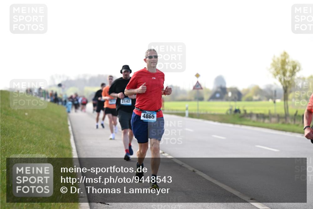 12.04.2026 - 45. Internationalen Wilhelmsburger Insellauf Dr. Thomas Lammeyer http://msf.ph/oto/9448543 12.04.2026 10:35:16 Laufen 2142, 4865 meine-sportfotos.de