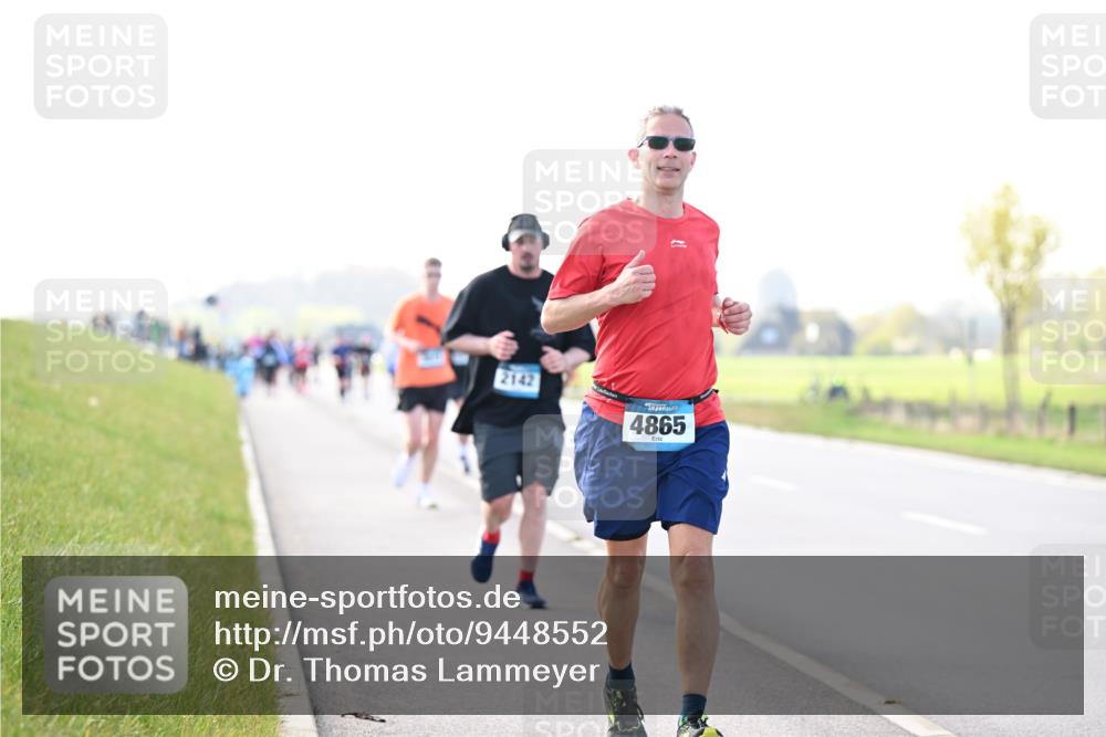 12.04.2026 - 45. Internationalen Wilhelmsburger Insellauf Dr. Thomas Lammeyer http://msf.ph/oto/9448552 12.04.2026 10:35:17 Laufen 2142, 4865 meine-sportfotos.de