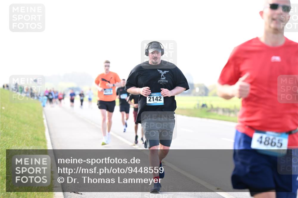 12.04.2026 - 45. Internationalen Wilhelmsburger Insellauf Dr. Thomas Lammeyer http://msf.ph/oto/9448559 12.04.2026 10:35:19 Laufen 3015, 2142, 4865 meine-sportfotos.de