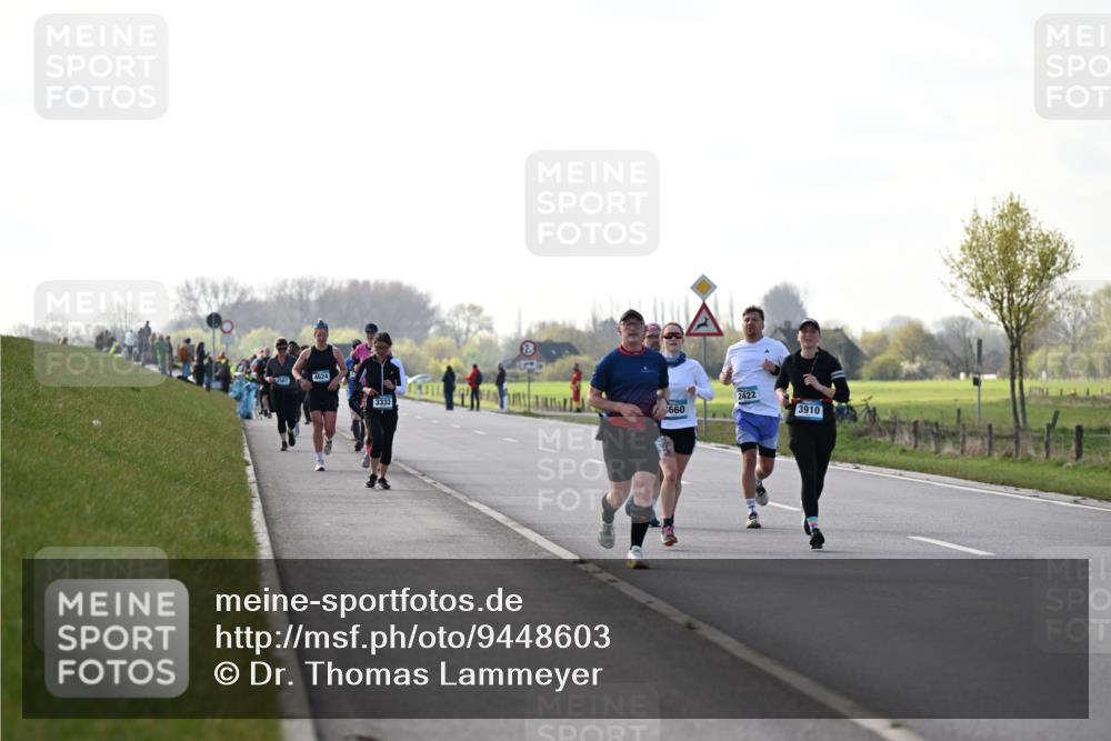 12.04.2026 - 45. Internationalen Wilhelmsburger Insellauf Dr. Thomas Lammeyer http://msf.ph/oto/9448603 12.04.2026 10:35:39 Laufen 4624, 3333, 2, 2422, 660, 3910 meine-sportfotos.de