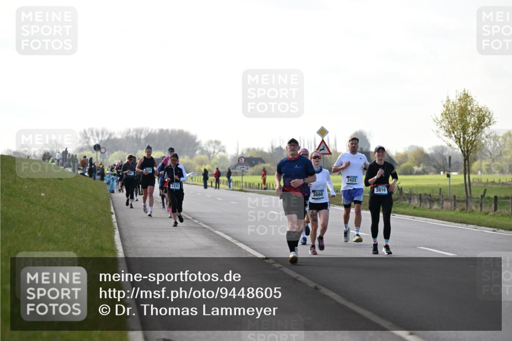 12.04.2026 - 45. Internationalen Wilhelmsburger Insellauf Dr. Thomas Lammeyer http://msf.ph/oto/9448605 12.04.2026 10:35:39 Laufen 3333, 3660, 2422, 3910 meine-sportfotos.de