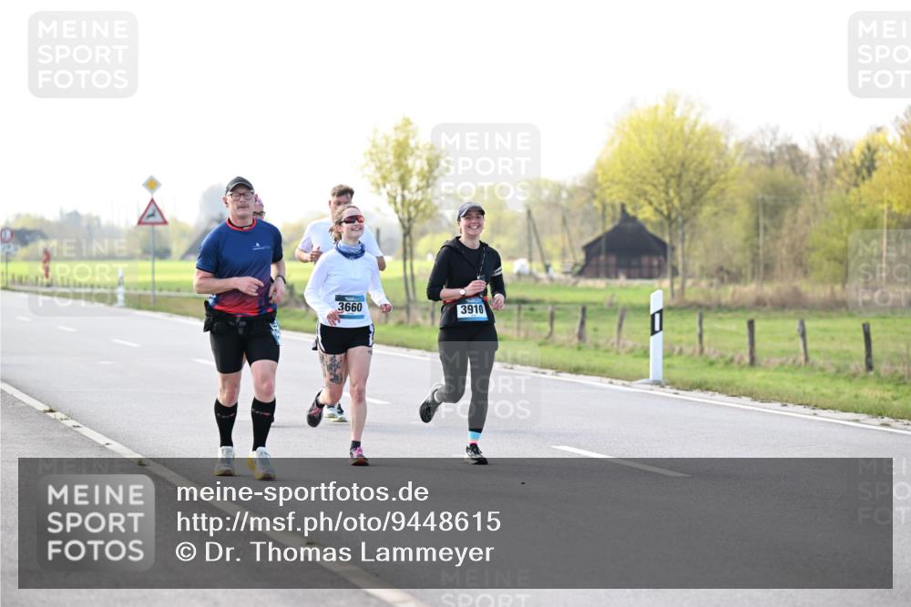 12.04.2026 - 45. Internationalen Wilhelmsburger Insellauf Dr. Thomas Lammeyer http://msf.ph/oto/9448615 12.04.2026 10:35:41 Laufen 3660, 3910 meine-sportfotos.de