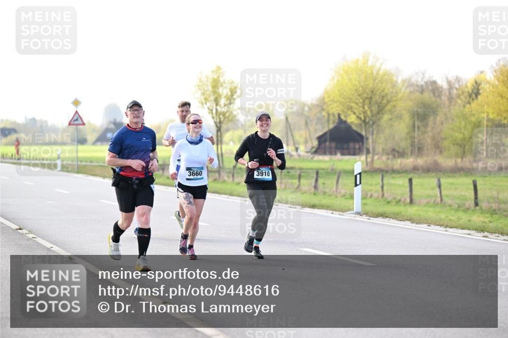 12.04.2026 - 45. Internationalen Wilhelmsburger Insellauf Dr. Thomas Lammeyer http://msf.ph/oto/9448616 12.04.2026 10:35:41 Laufen 3660, 3910 meine-sportfotos.de