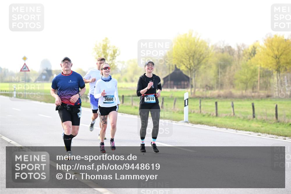12.04.2026 - 45. Internationalen Wilhelmsburger Insellauf Dr. Thomas Lammeyer http://msf.ph/oto/9448619 12.04.2026 10:35:42 Laufen 3660, 3910 meine-sportfotos.de