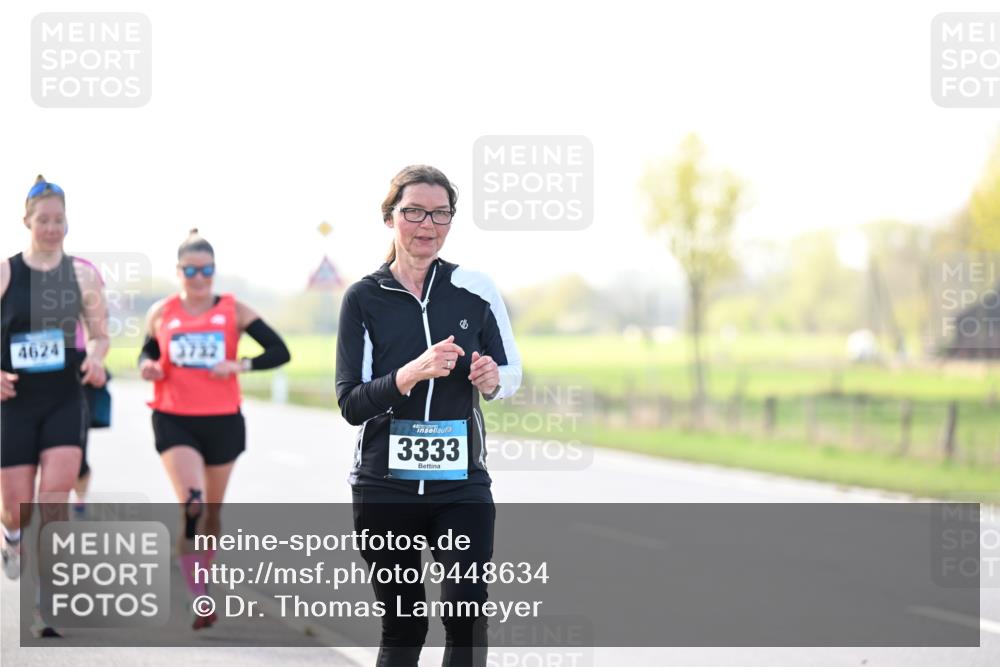 12.04.2026 - 45. Internationalen Wilhelmsburger Insellauf Dr. Thomas Lammeyer http://msf.ph/oto/9448634 12.04.2026 10:35:49 Laufen 4624, 3732, 3333 meine-sportfotos.de
