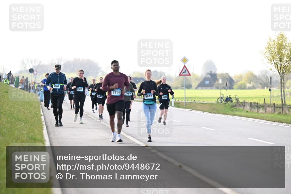 12.04.2026 - 45. Internationalen Wilhelmsburger Insellauf Dr. Thomas Lammeyer http://msf.ph/oto/9448672 12.04.2026 10:35:58 Laufen 3169, 2699, 5756, 30053, 3460, 3460, 5842, 3342 meine-sportfotos.de