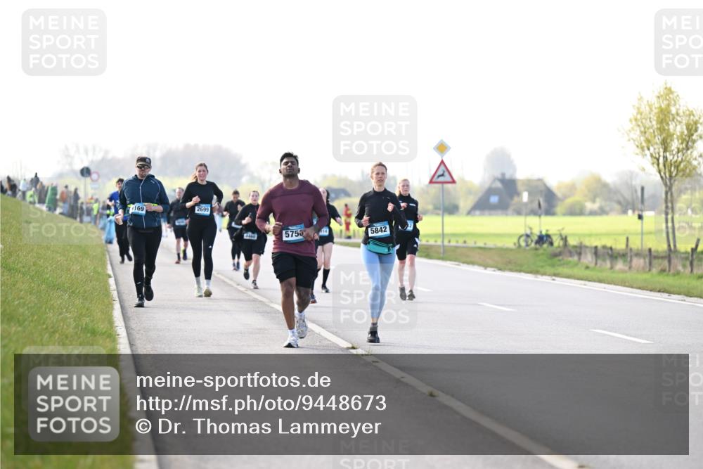 12.04.2026 - 45. Internationalen Wilhelmsburger Insellauf Dr. Thomas Lammeyer http://msf.ph/oto/9448673 12.04.2026 10:35:59 Laufen 169, 2699, 5753, 14, 5842 meine-sportfotos.de