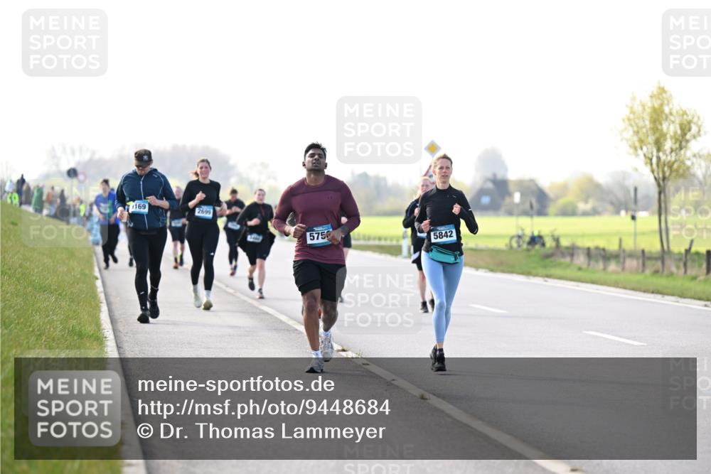 12.04.2026 - 45. Internationalen Wilhelmsburger Insellauf Dr. Thomas Lammeyer http://msf.ph/oto/9448684 12.04.2026 10:36:00 Laufen 169, 2699, 575, 5842 meine-sportfotos.de