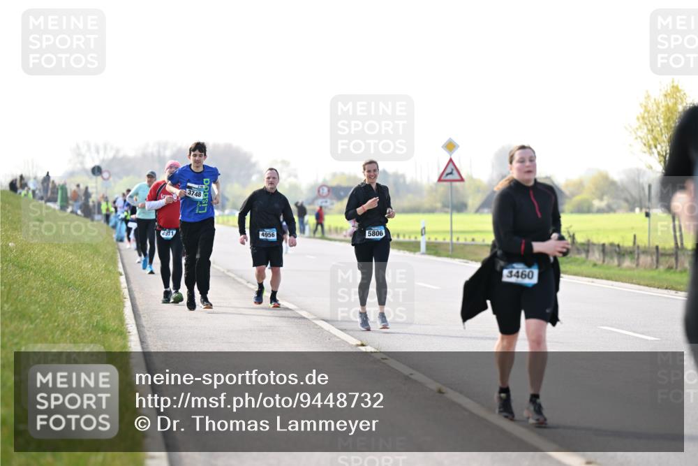 12.04.2026 - 45. Internationalen Wilhelmsburger Insellauf Dr. Thomas Lammeyer http://msf.ph/oto/9448732 12.04.2026 10:36:10 Laufen 4971, 3748, 4956, 5806, 3460 meine-sportfotos.de