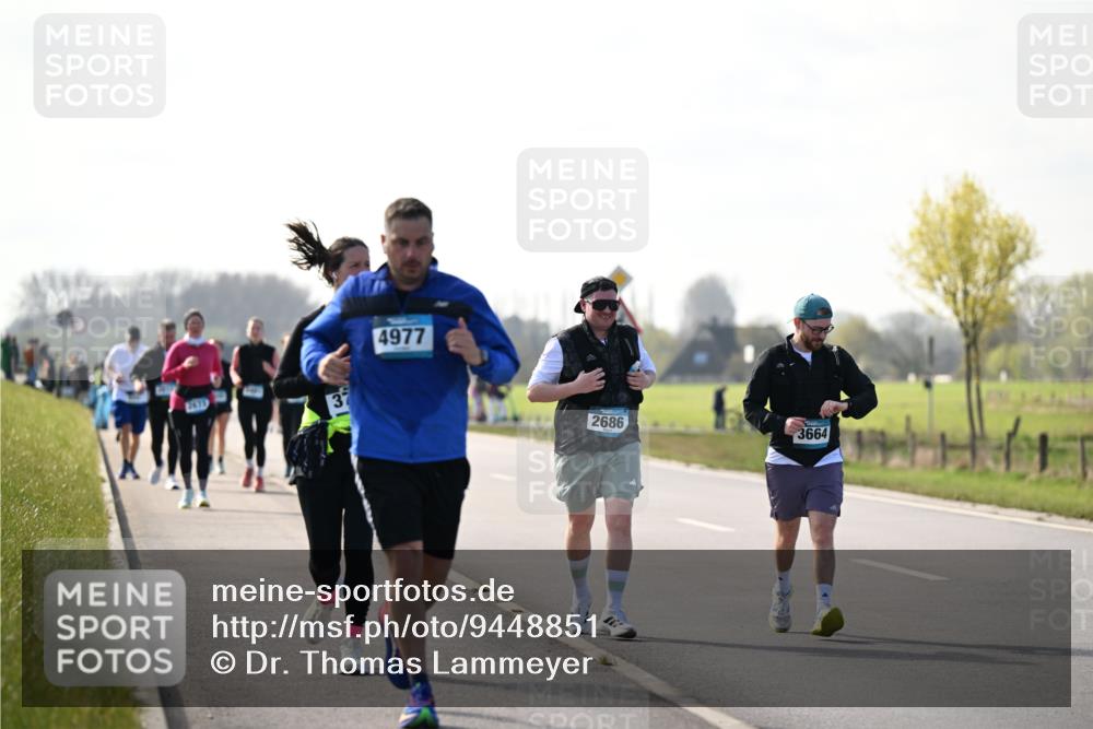12.04.2026 - 45. Internationalen Wilhelmsburger Insellauf Dr. Thomas Lammeyer http://msf.ph/oto/9448851 12.04.2026 10:36:33 Laufen 4977, 2686, 3664 meine-sportfotos.de