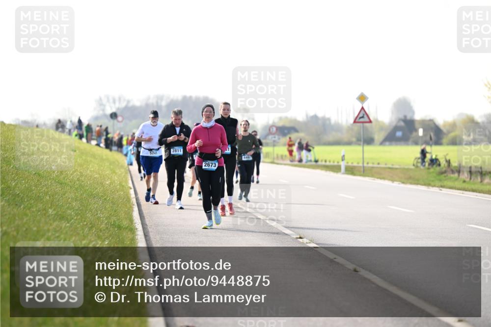 12.04.2026 - 45. Internationalen Wilhelmsburger Insellauf Dr. Thomas Lammeyer http://msf.ph/oto/9448875 12.04.2026 10:36:38 Laufen 5741, 2811, 2673 meine-sportfotos.de