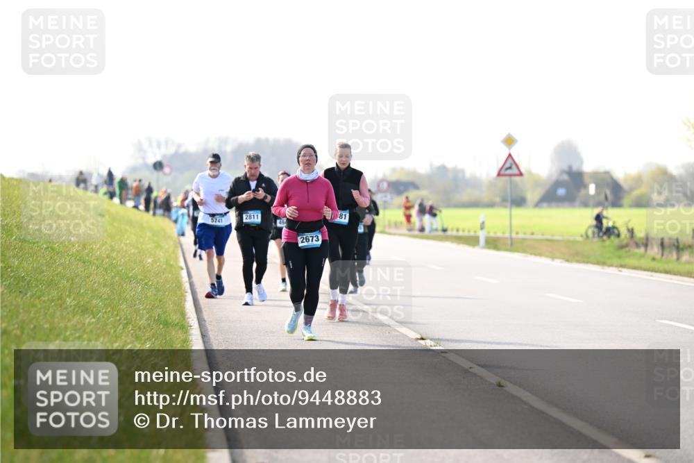 12.04.2026 - 45. Internationalen Wilhelmsburger Insellauf Dr. Thomas Lammeyer http://msf.ph/oto/9448883 12.04.2026 10:36:39 Laufen 2811, 5741, 2673, 81 meine-sportfotos.de