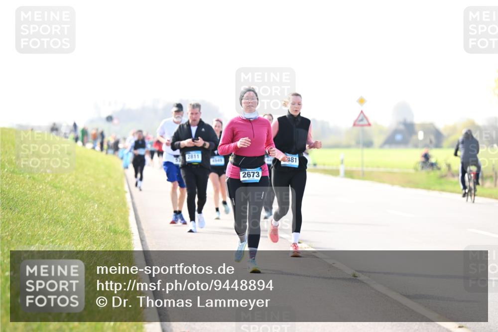 12.04.2026 - 45. Internationalen Wilhelmsburger Insellauf Dr. Thomas Lammeyer http://msf.ph/oto/9448894 12.04.2026 10:36:41 Laufen 2811, 4545, 2673, 481 meine-sportfotos.de