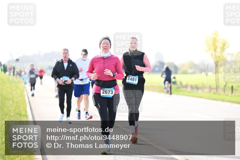 12.04.2026 - 45. Internationalen Wilhelmsburger Insellauf Dr. Thomas Lammeyer http://msf.ph/oto/9448907 12.04.2026 10:36:42 Laufen 2673, 2481 meine-sportfotos.de